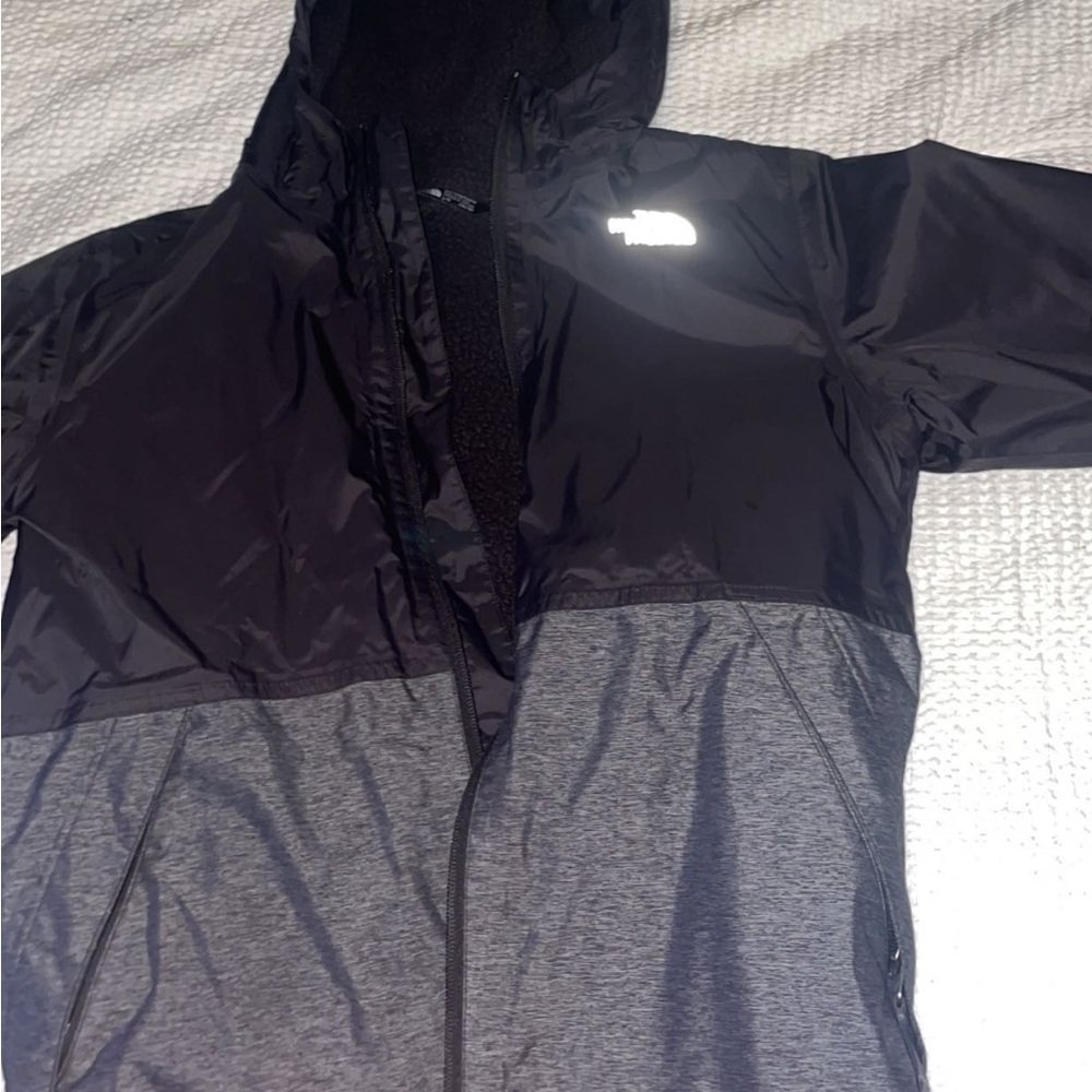 Kids North Face insulated rain coat